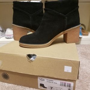 Ladies Ugg booties size 7